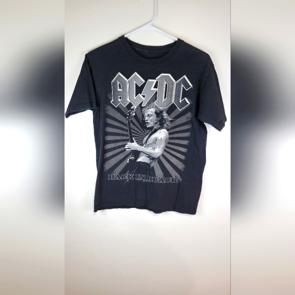 AC/DC - Band Graphic Back In Black Tour T-Shirt Men Small Official Merch.